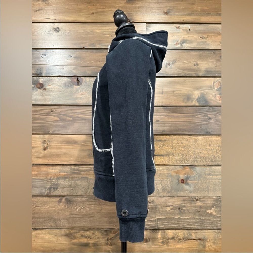 lululemon athletica Navy Blue Zip-Up Hoodie - Picture 5 of 8